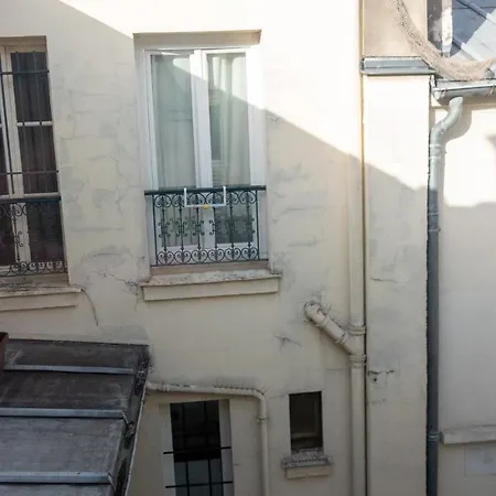 Wonderful In Historical Quartier Latin Апартаменты Париж